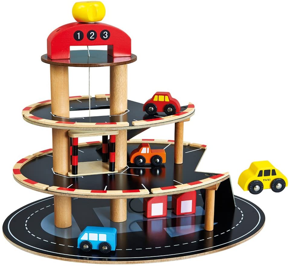 Bino Mertens Parkhaus Holzzug Aufzug